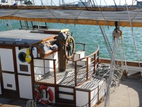 A kishajó szemle időpontok minden évben elérhetőek a hajózási hatóság honlapján.